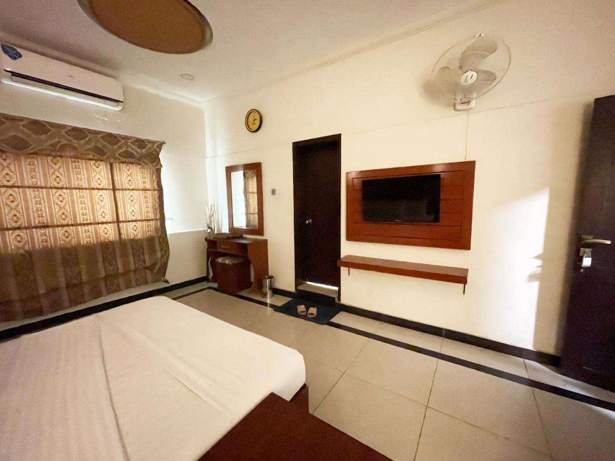 เดอะ แกรนด์ โฮเทล มัลตัน Hotel มุลตาน ภายนอก รูปภาพ