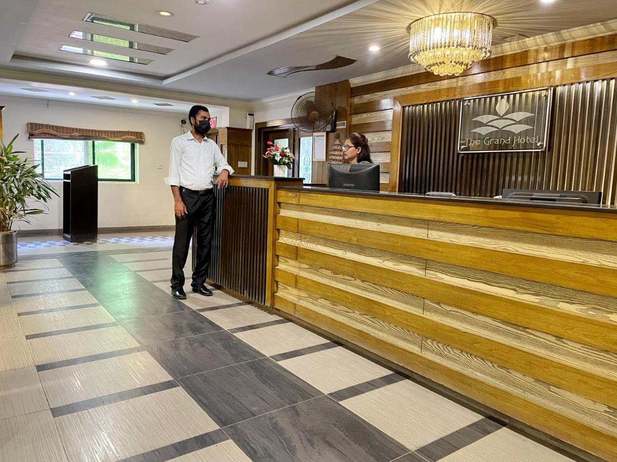 เดอะ แกรนด์ โฮเทล มัลตัน Hotel มุลตาน ภายนอก รูปภาพ