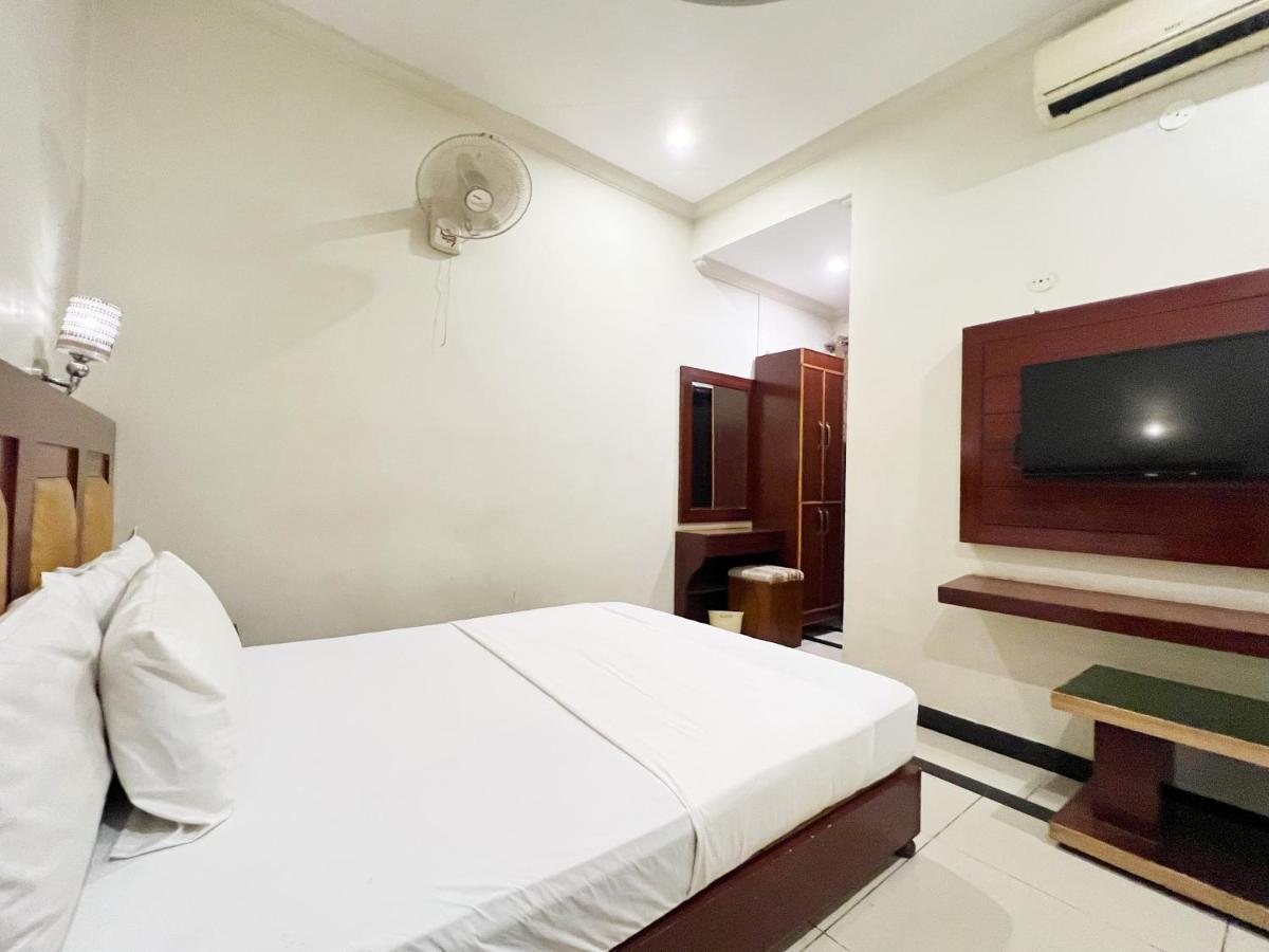 เดอะ แกรนด์ โฮเทล มัลตัน Hotel มุลตาน ภายนอก รูปภาพ